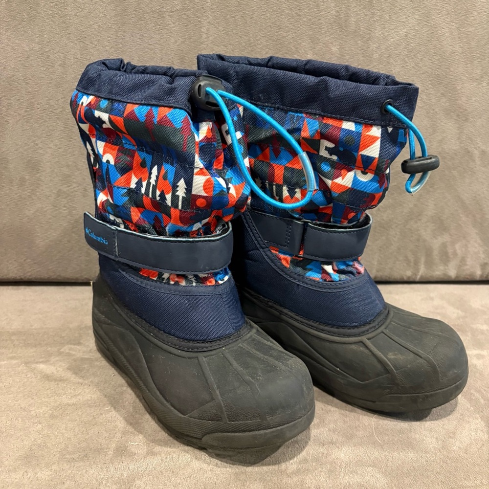 Columbia Snow Winter Boots Geometric Forest Bear Print Pull‎ On Big Kid Size 1